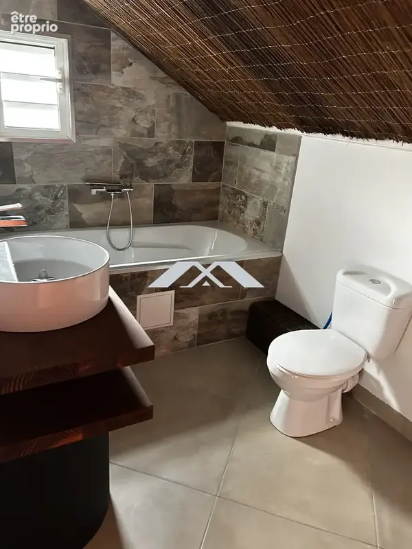 Maison 6 pièces 140 m² à vendre à Le Port (97424) - photo 5
