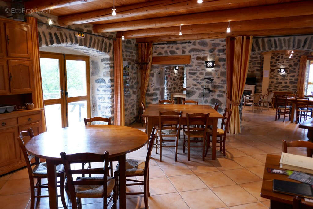 Maison à SAINT-FRONT