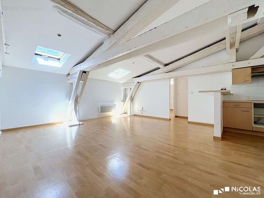 Appartement à BORDEAUX