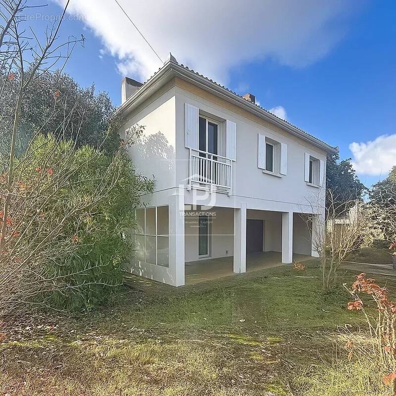 Maison à VILLENEUVE-TOLOSANE