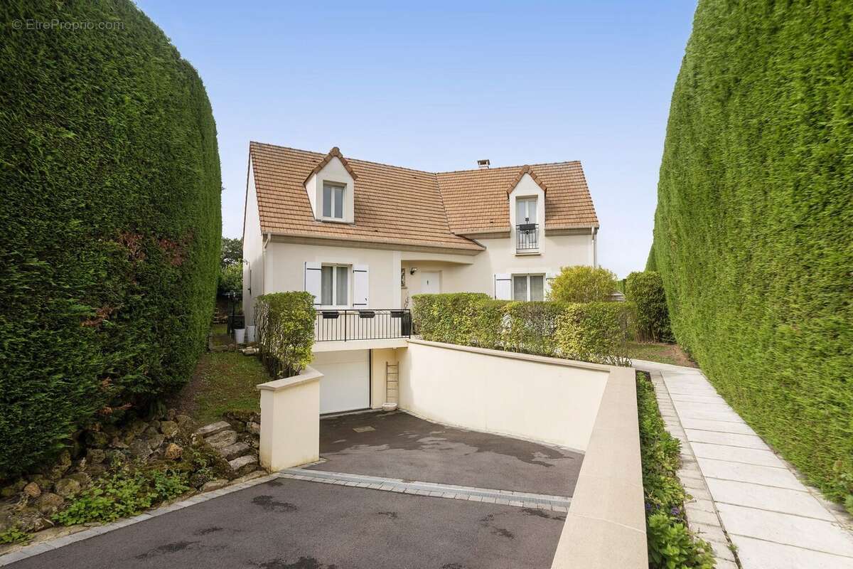 Maison à NOZAY