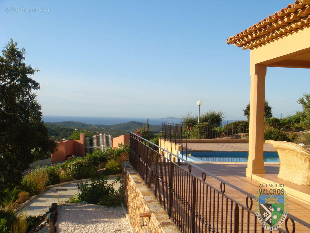 Maison à LA LONDE-LES-MAURES