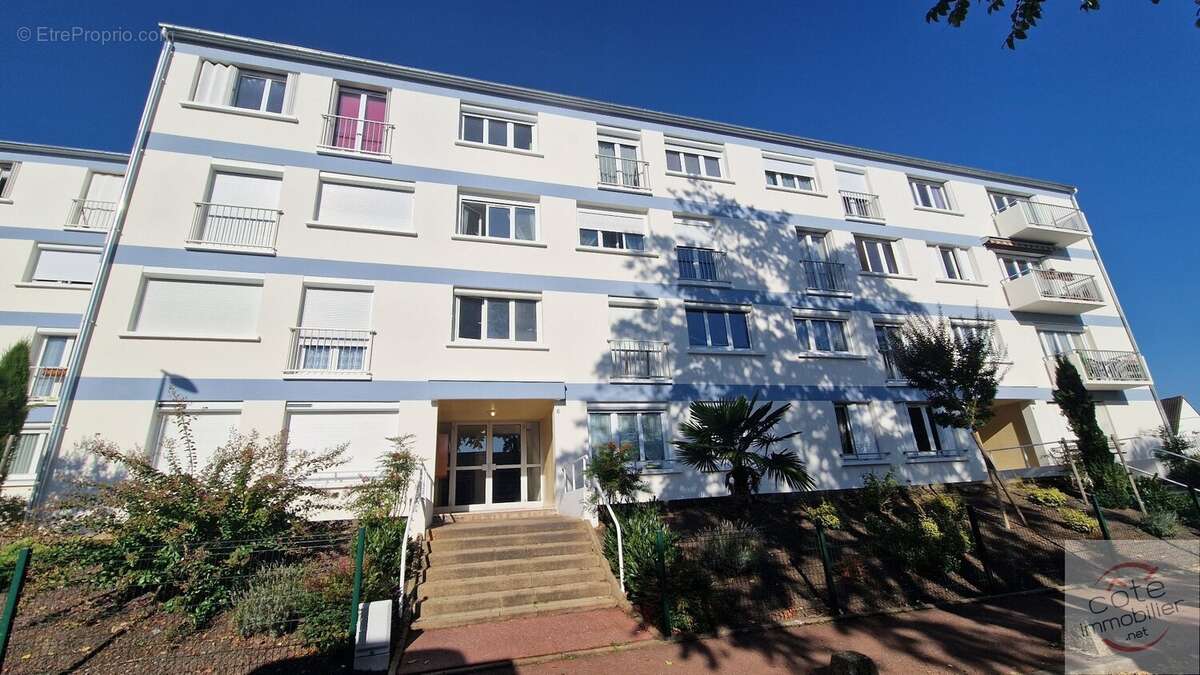 Appartement à DOURDAN