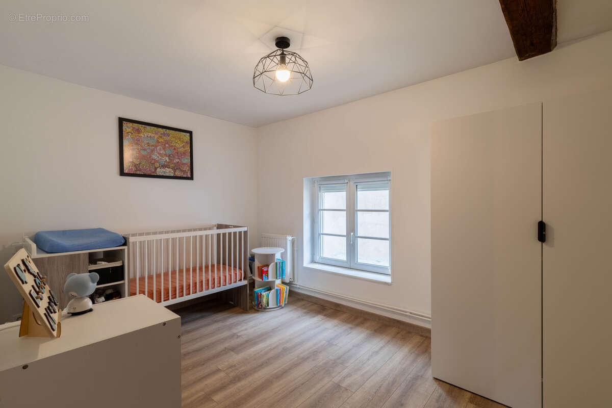 Appartement à NOVEANT-SUR-MOSELLE