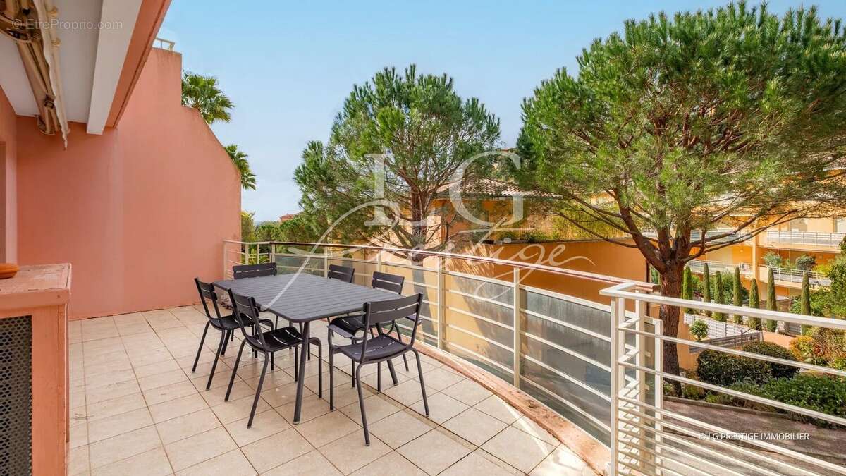 Appartement à THEOULE-SUR-MER