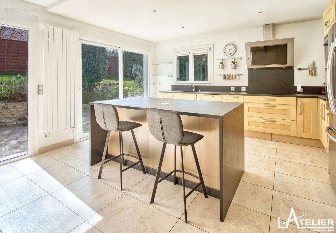 Maison à MAREIL-MARLY