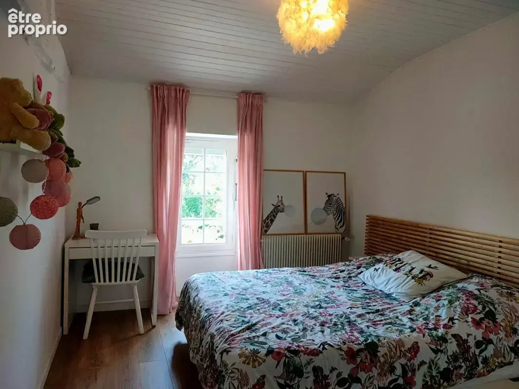 Propriete - 350 m² - 9 pieces - parc avec dependances - photo 12