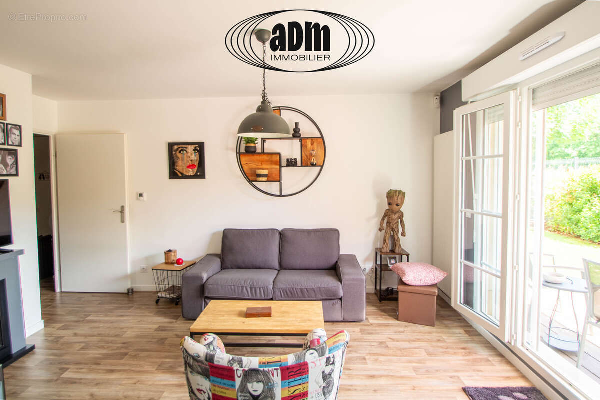 Appartement à VILLENEUVE-SAINT-DENIS