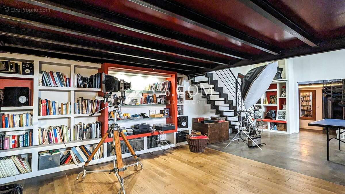 Appartement à MARSEILLE-1E