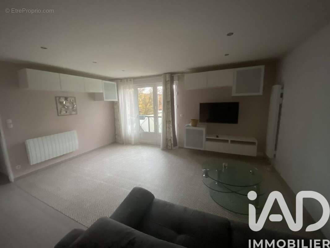 Photo 9 - Appartement à CLAYE-SOUILLY