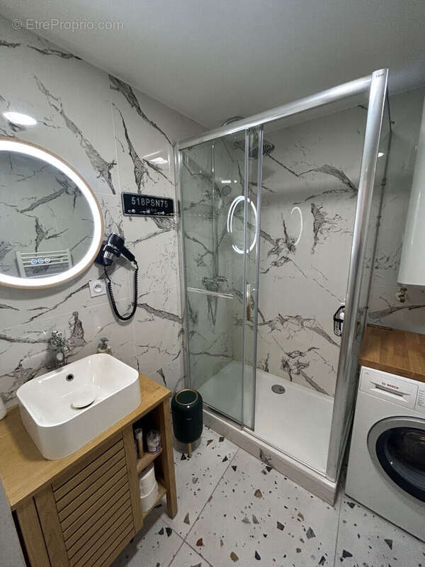 Appartement à PARIS-18E