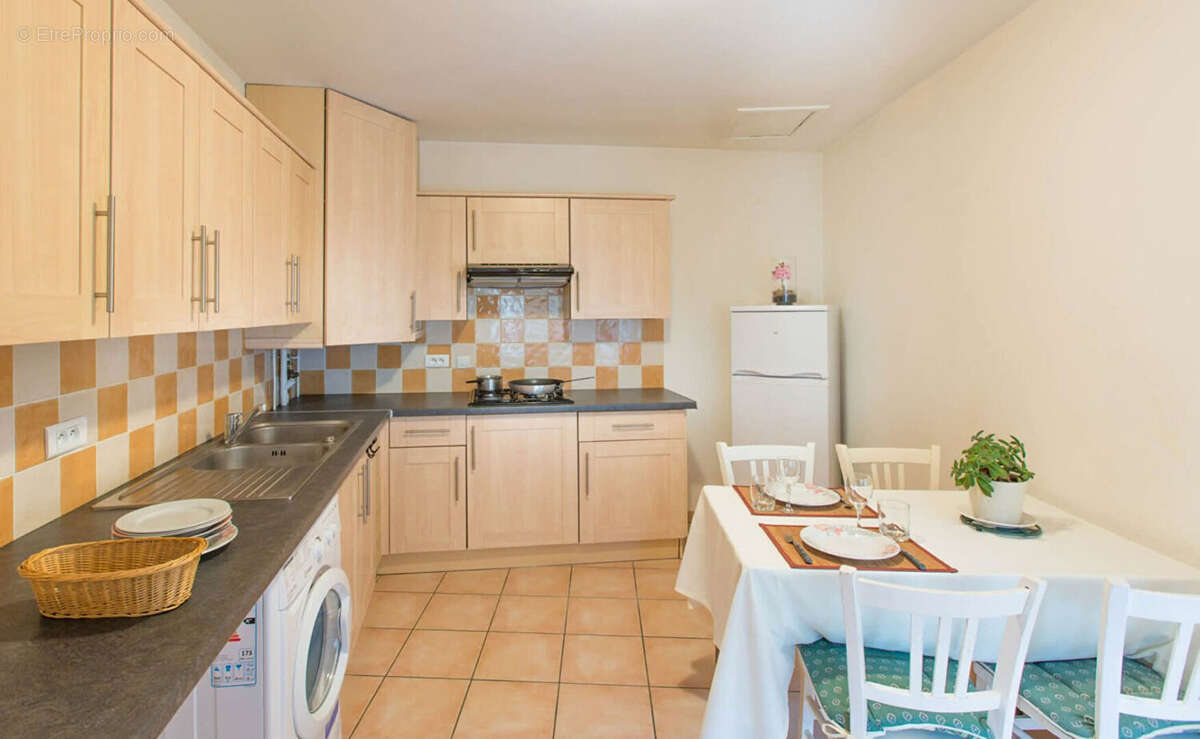 Appartement à VILLECROZE