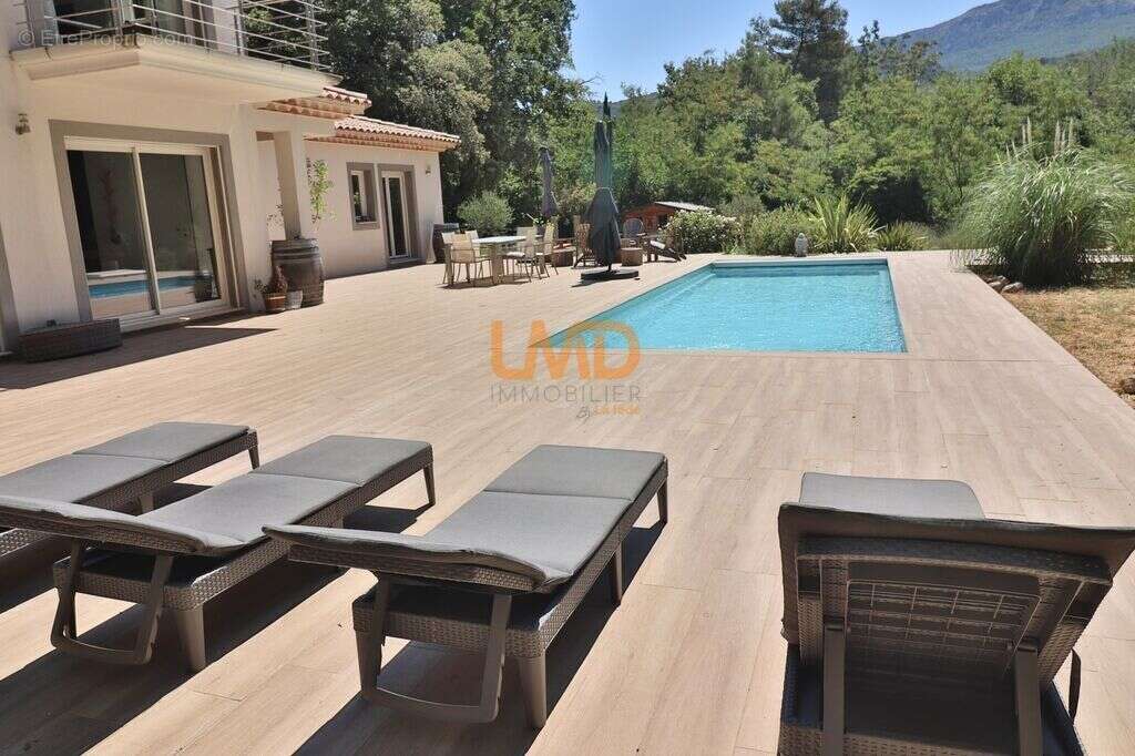 Maison à NANS-LES-PINS