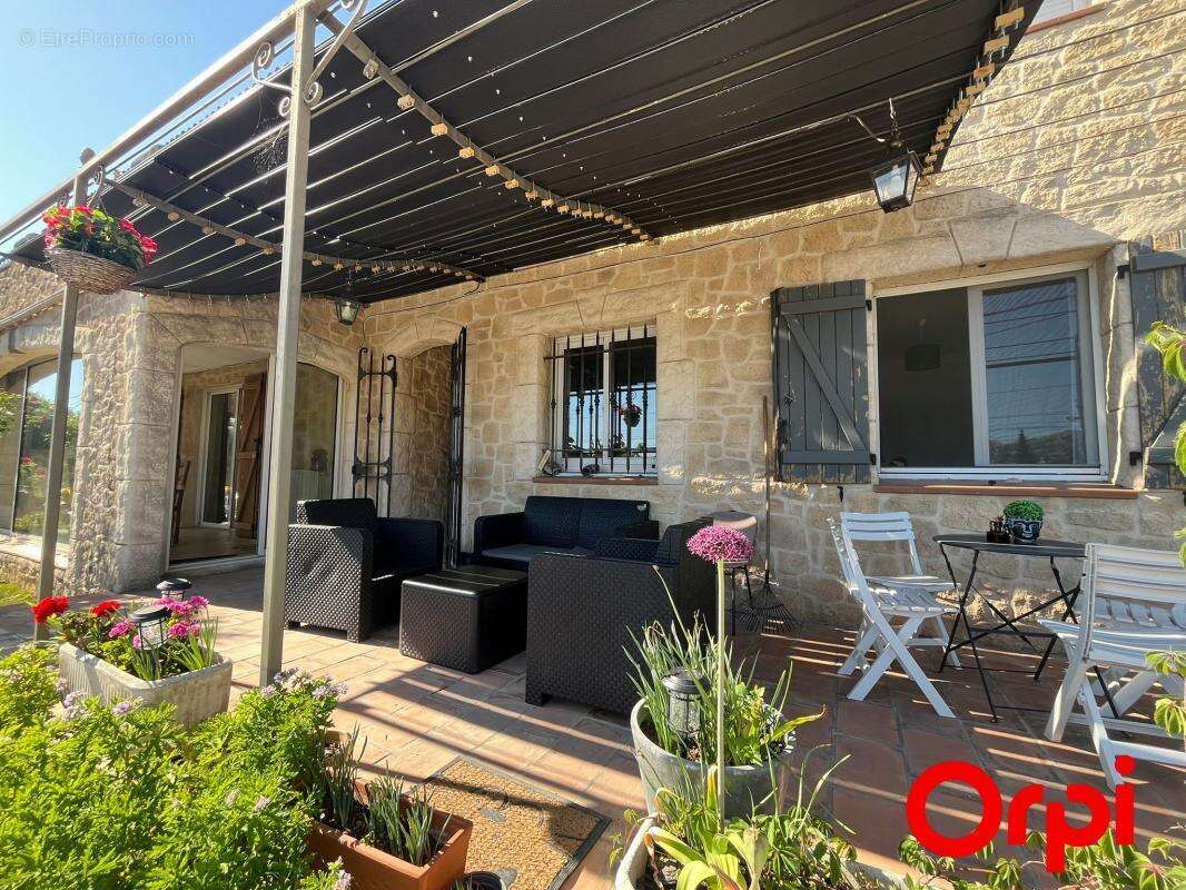 Appartement à MARSEILLE-11E