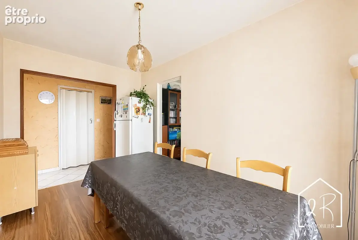 Appartement 5 pièces 101,5 m2 habitables avec loggia et cave - photo 5