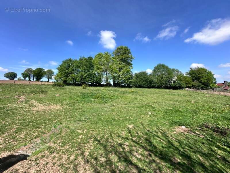 Maison à CHAMP-DU-BOULT