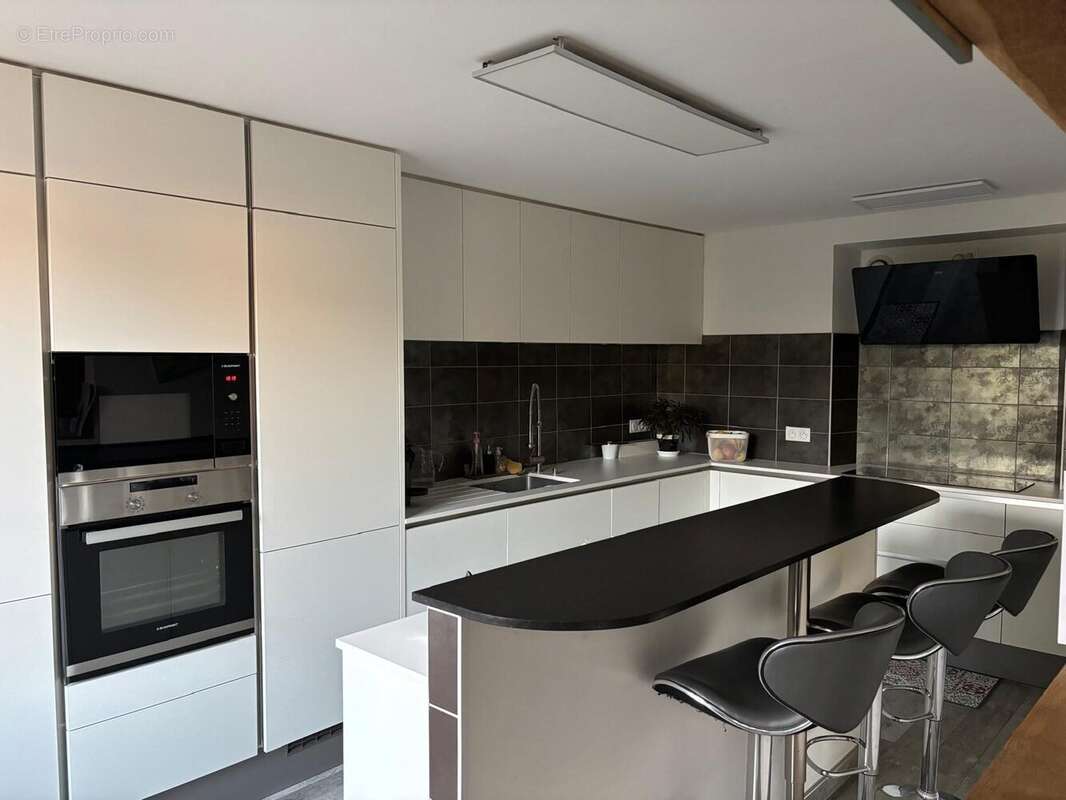 Maison à CREPY-EN-VALOIS