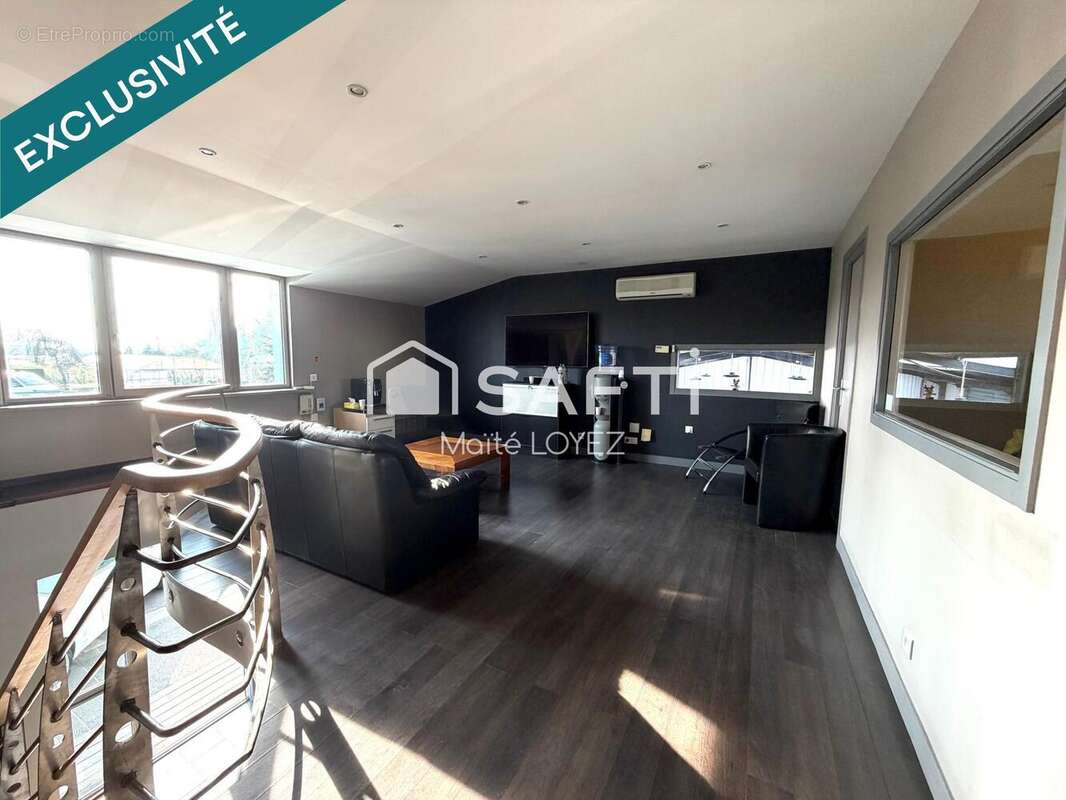 Photo 3 - Commerce à RADINGHEM-EN-WEPPES