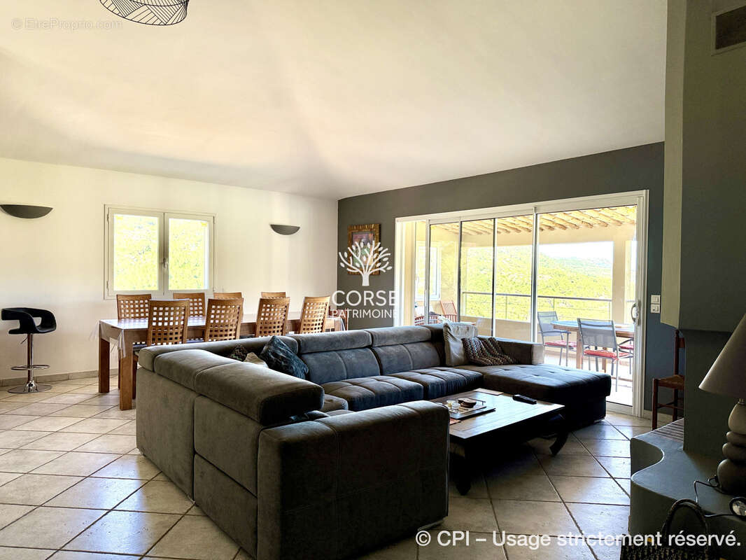 Maison à PORTO-VECCHIO