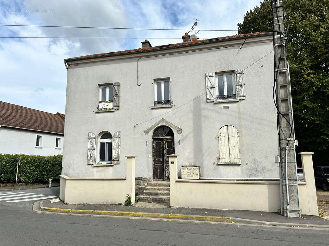 Appartement à GRIGNY
