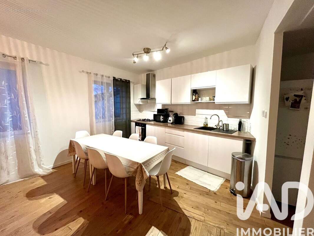 Photo 3 - Maison à LEZOUX