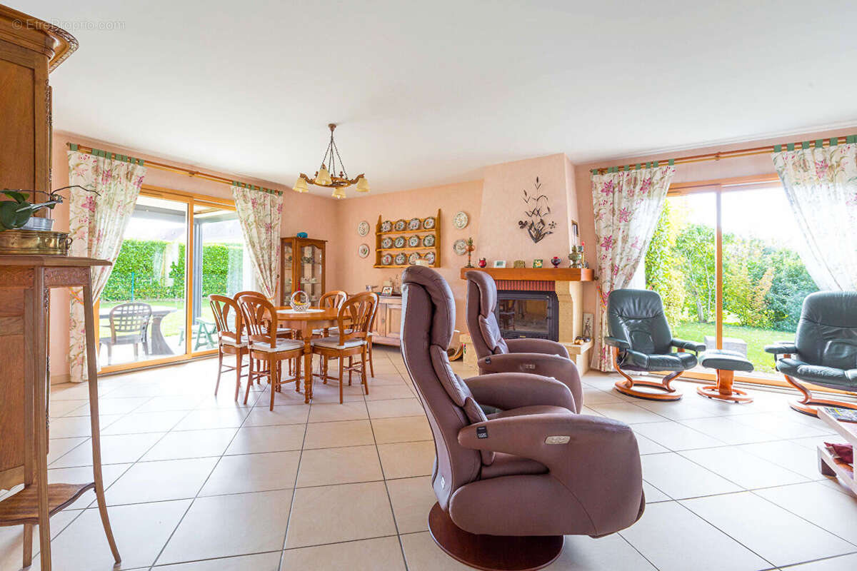 Maison à FONTAINE-LES-DIJON