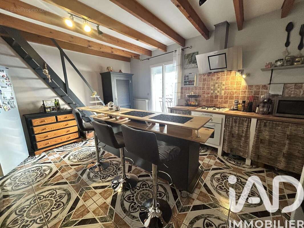 Photo 2 - Maison à VINON-SUR-VERDON