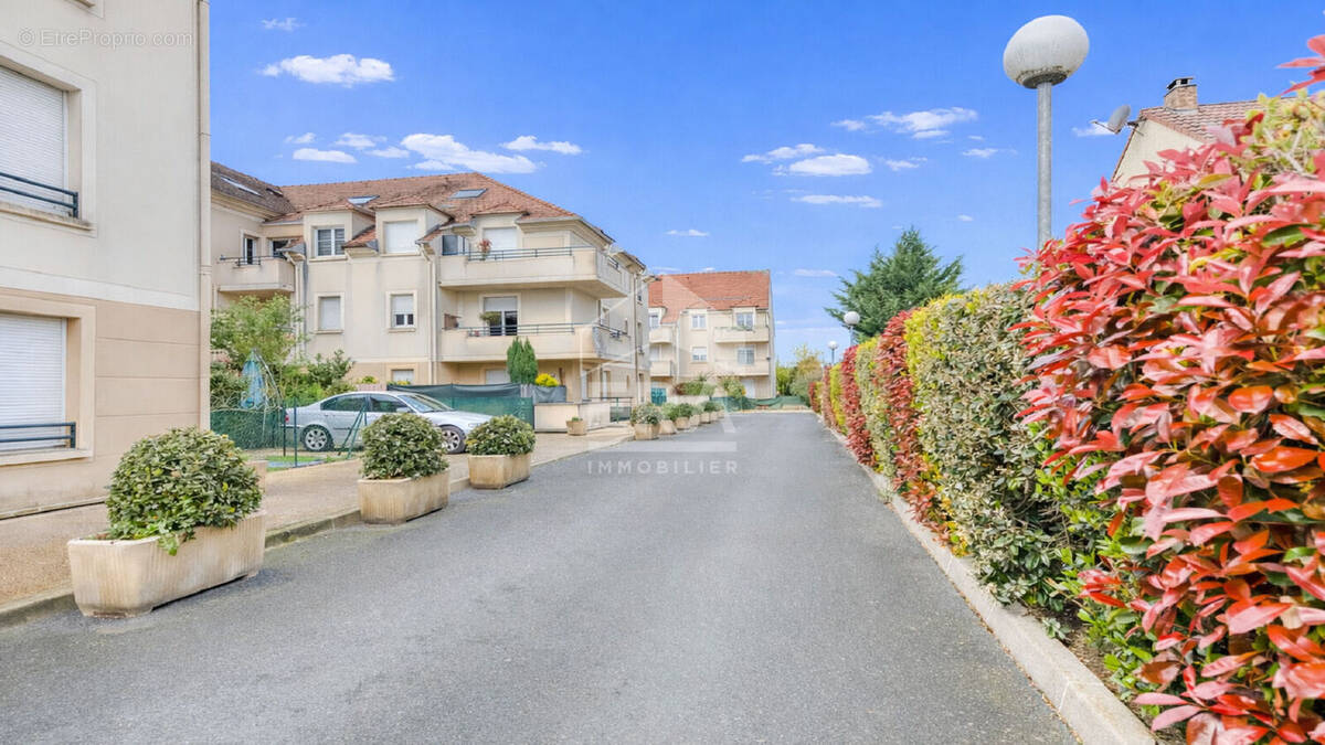 Appartement à PONTAULT-COMBAULT
