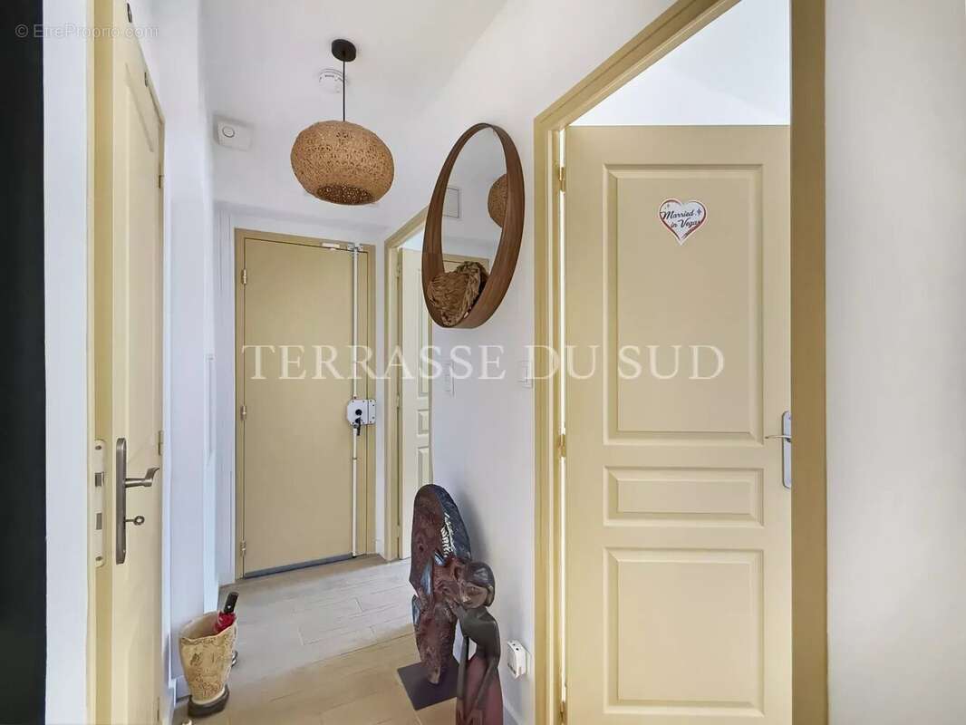 Vente Appartement T3 de 46,10 m2 LC avec Terrasse - Roucas Blanc - Marseille 7 - photo 10
