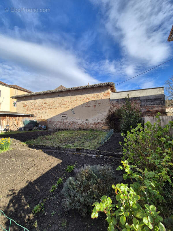 Maison à PONT-DE-VEYLE