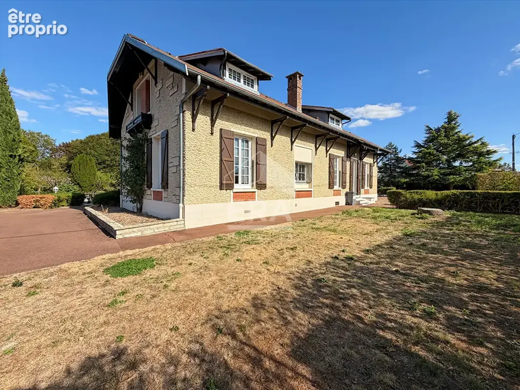 Photo Maison à Saint-Fargeau-Ponthierry au prix de 520 000€