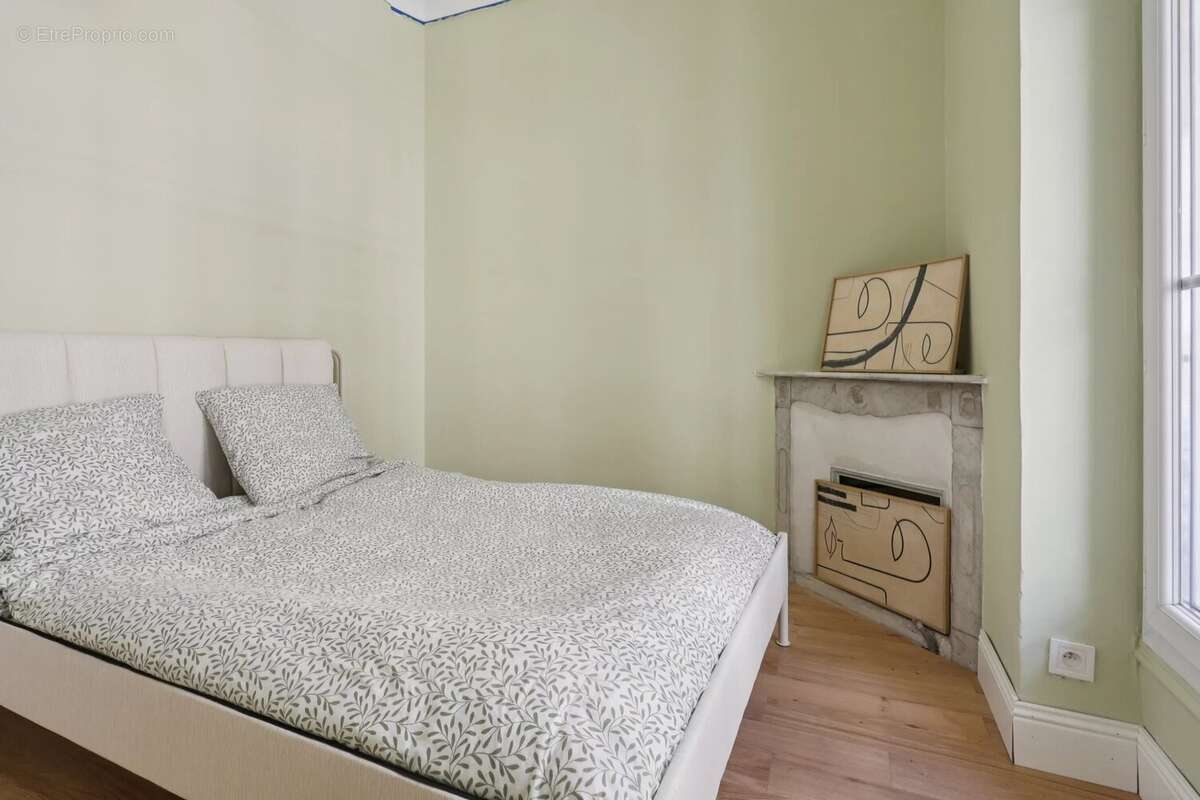 Nice Centre – Élégant appartement bourgeois rénové de 2 à 3 chambres - photo 6