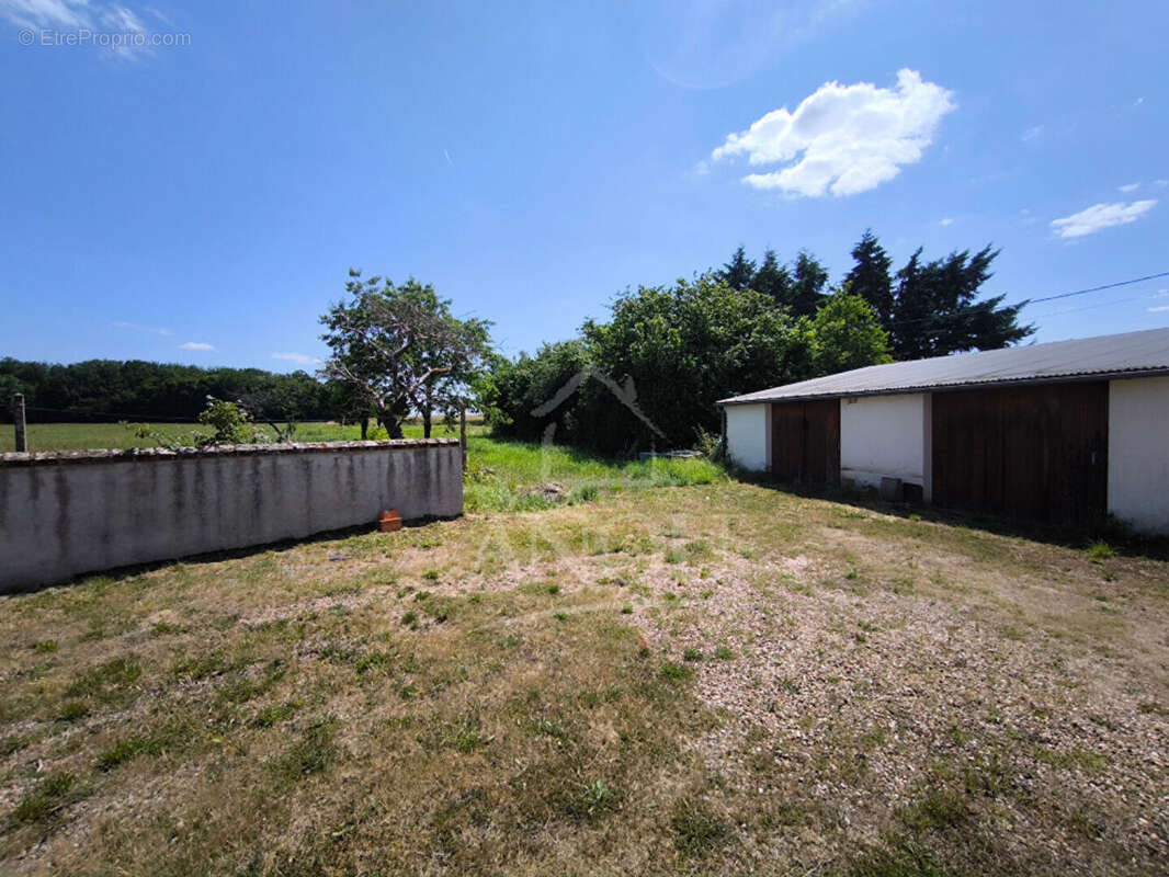 Maison à CLOYES-SUR-LE-LOIR