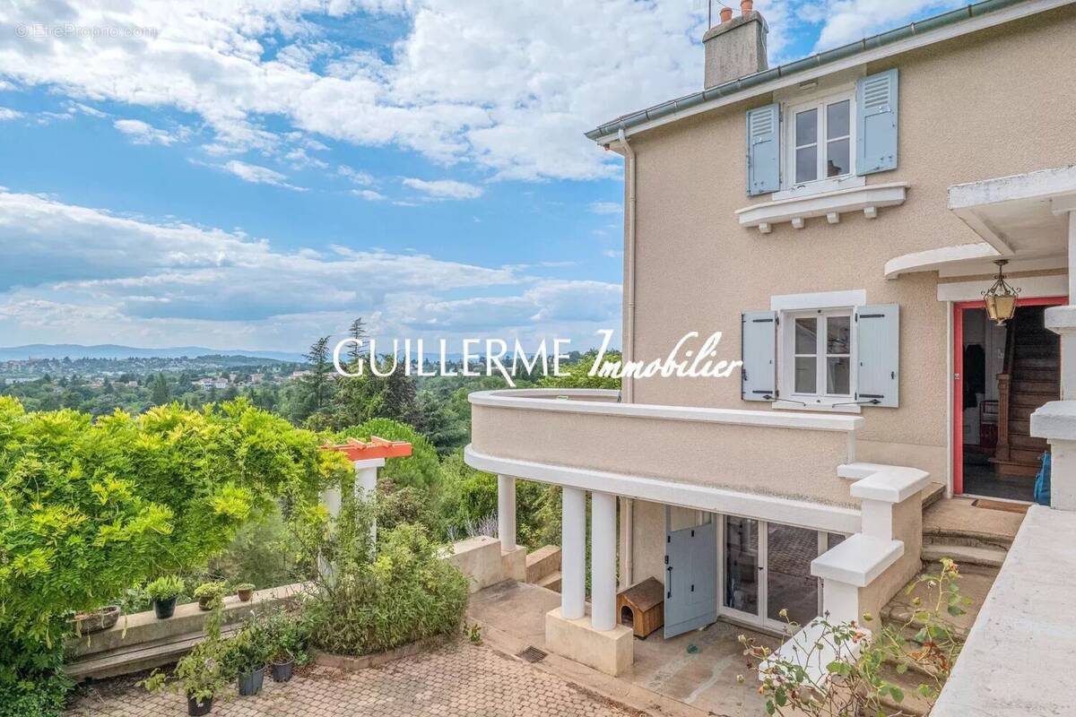 Maison à SAINT-DIDIER-AU-MONT-D'OR