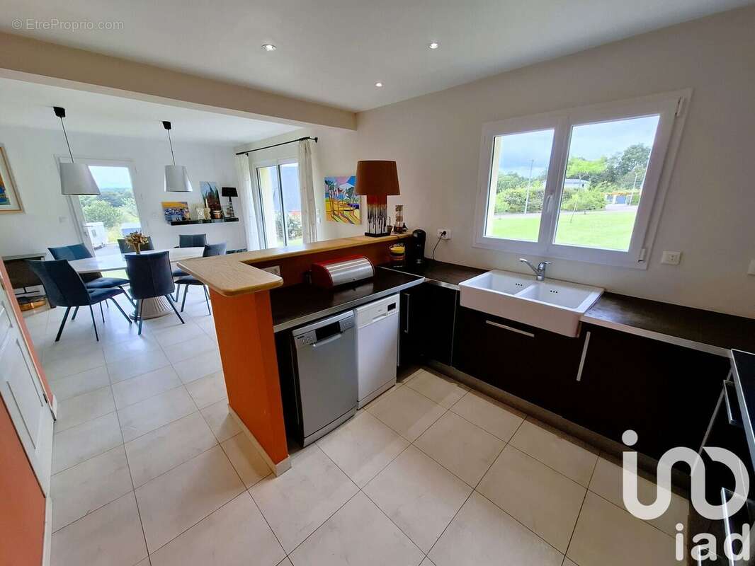 Photo 3 - Maison à FEUGERES