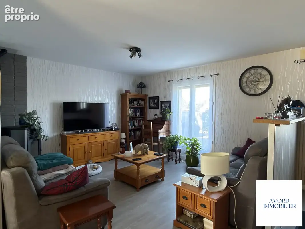 Maison 1 pièce 87 m² à vendre à Avord (18520) - photo 2
