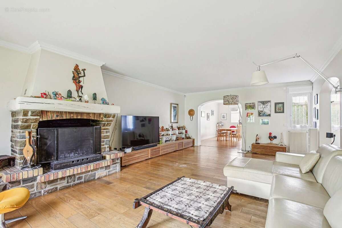 Maison à CROISSY-SUR-SEINE