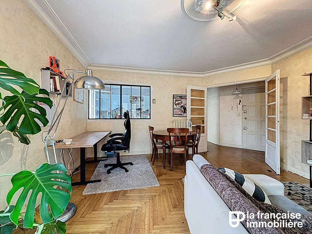 Appartement Rennes 4 pièces - Quartier Fac de Droit - Garage - photo 2
