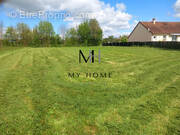 Terrain à HAUTERIVE