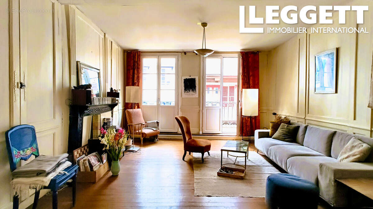 Maison Traditionnelle du XVIIe siècle type lanterne de Morlaix, au coeur du centre historique - photo 3