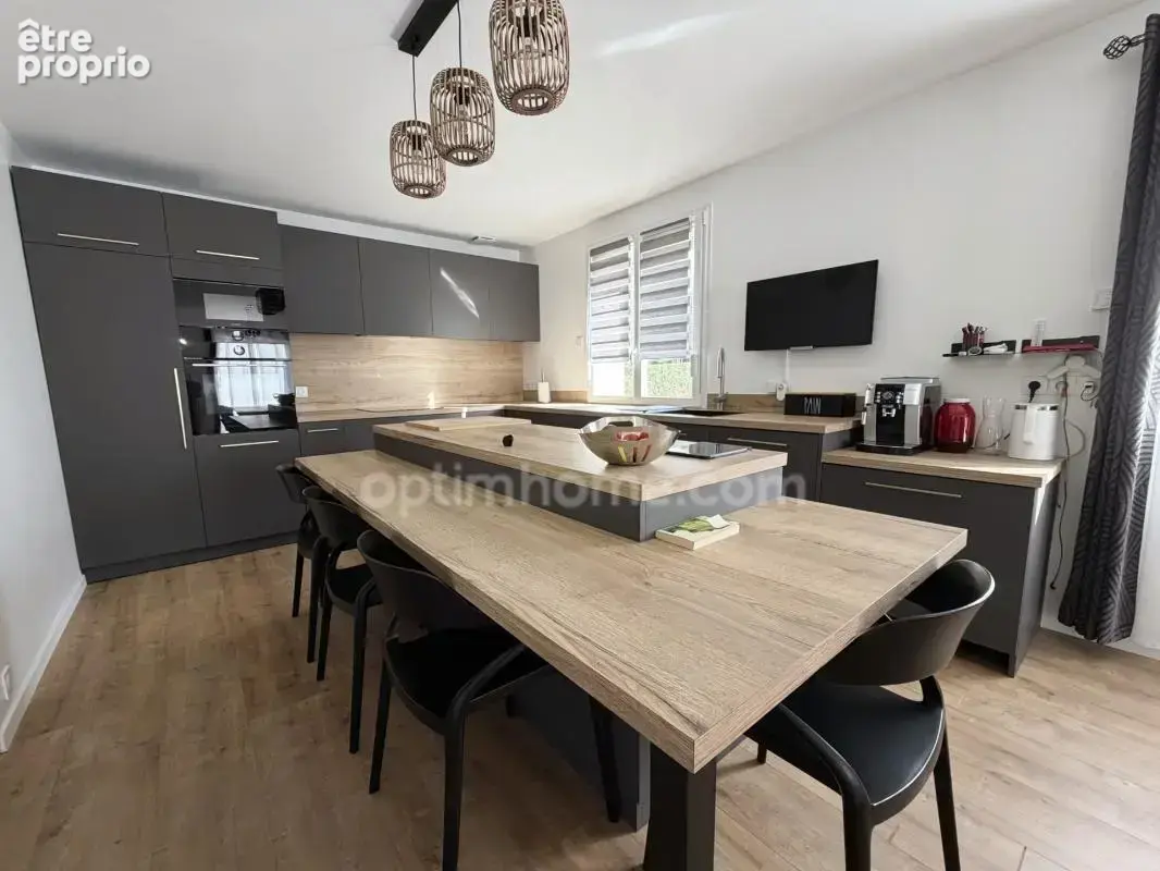Maison à vendre - rénovée en 2024 – 3 chambres – sous-sol complet – garage et jardin – lisieux (14100) - photo 5