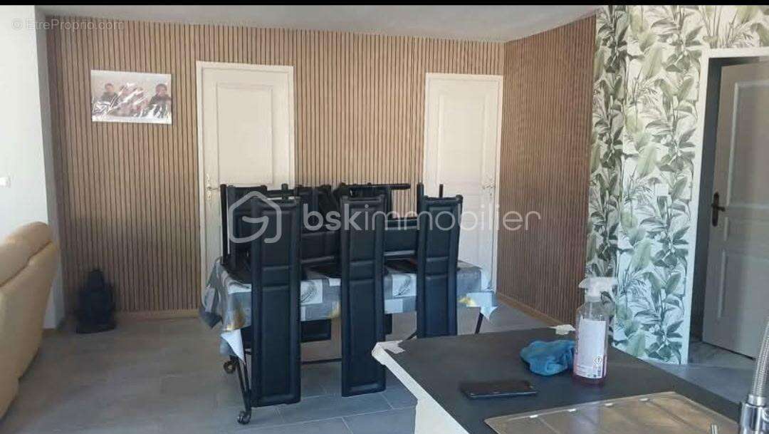  COUP DE CŒUR ! Maison récente de 136 m² avec terrain clos de 722 m² – Fort potentiel – Gibourne (17) - photo 6