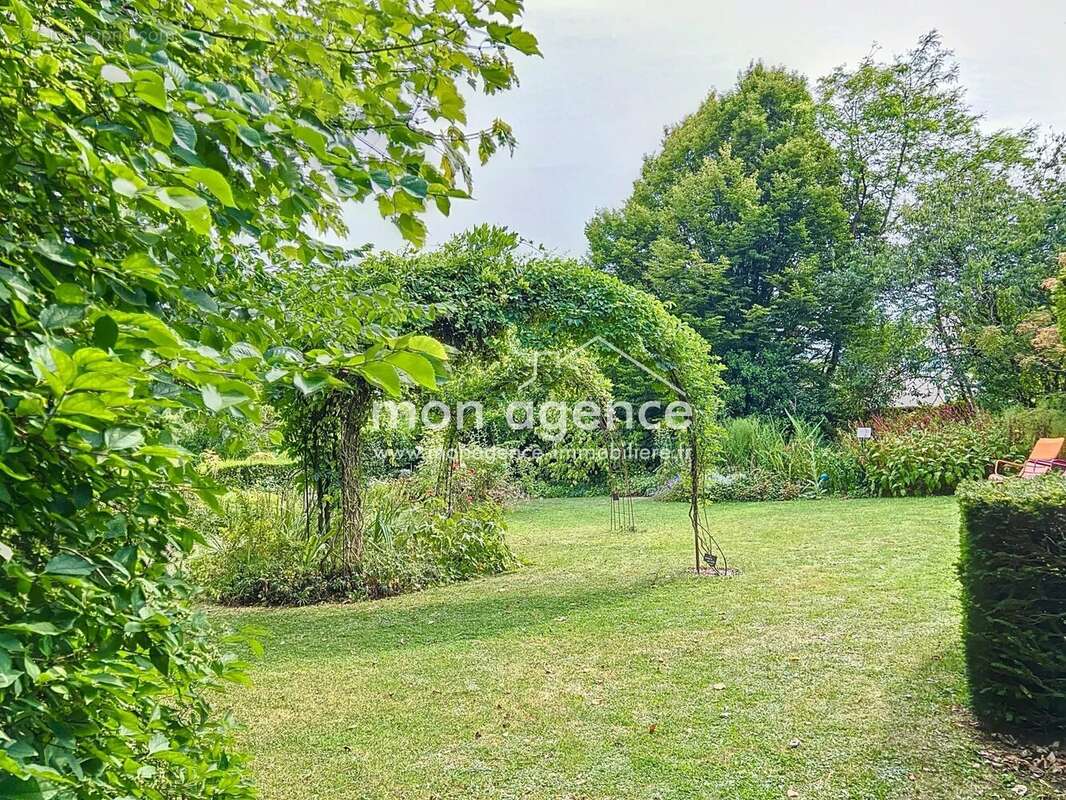 Maison à NEUFCHATEL-EN-BRAY