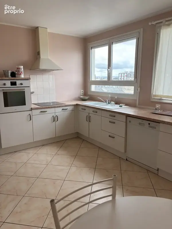 Appartement 4 pièces 90 m² à vendre à Reims (51100) - photo 4