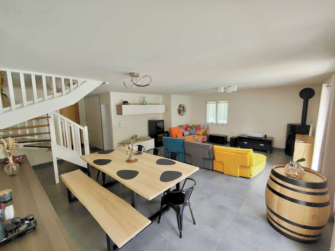 Maison à CHAZAY-D&#039;AZERGUES