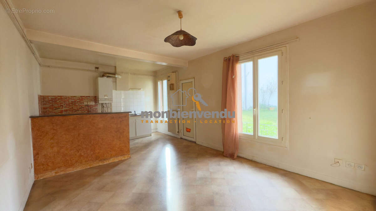 Appartement 40 m² à Aurillac  - photo 2