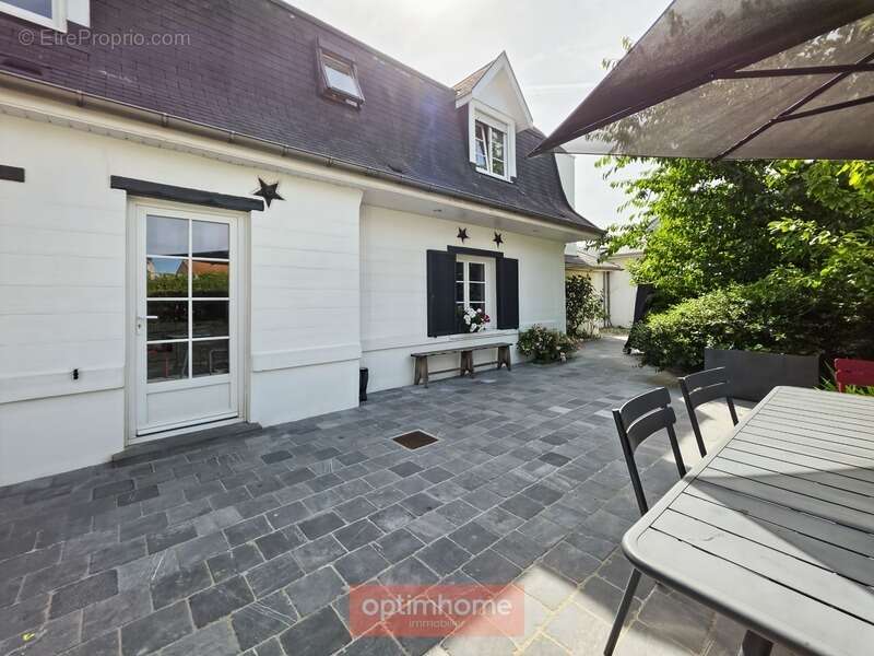 Propriete 273 m² 6 chambres jardin expo sud - photo 37