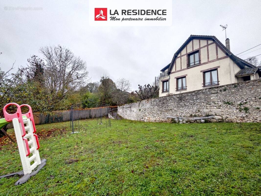 Maison à AUBERGENVILLE