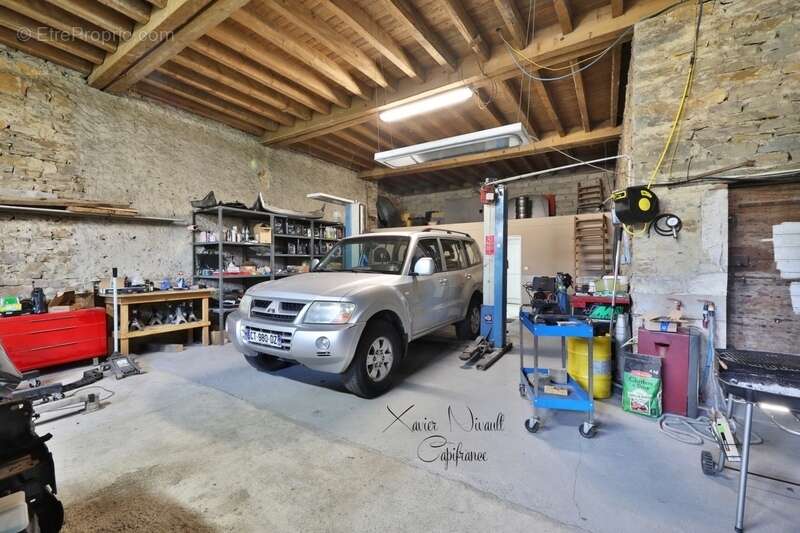 Maison à MONTREVEL-EN-BRESSE