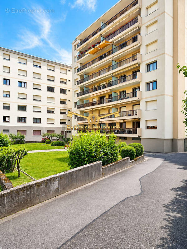 Appartement à ALBERTVILLE